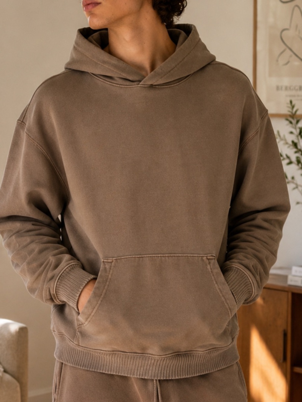 Elwood Core Oversize Organic Cotton Brushed Terry Hoodie in Vintage Brown